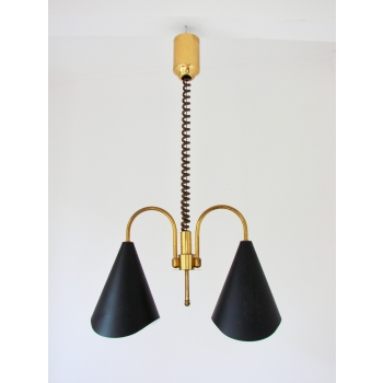 Designerska lampa sufitowa z mosiądzu i metalu.